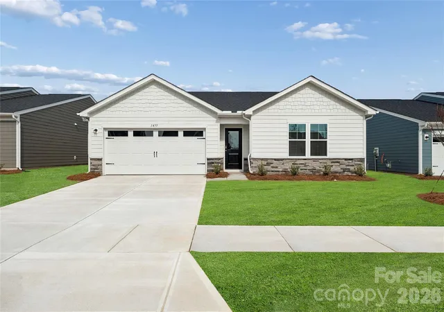 Photo 1 of Sale Pending at 1477 Ardmore Dr, Sherrills Ford, NC 28673 | MLS# 4340247 | Listing updated on 2026-09-15