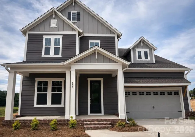 Photo 3 of Single family home for sale at 333 Portree St, Rock Hill, SC 29732 | MLS# 4342303 | Listing updated on 2026-09-23