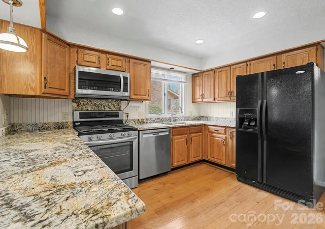 Condo for sale at 605 Red Oak Dr, Hendersonville, NC 28791 | MLS# 4343534