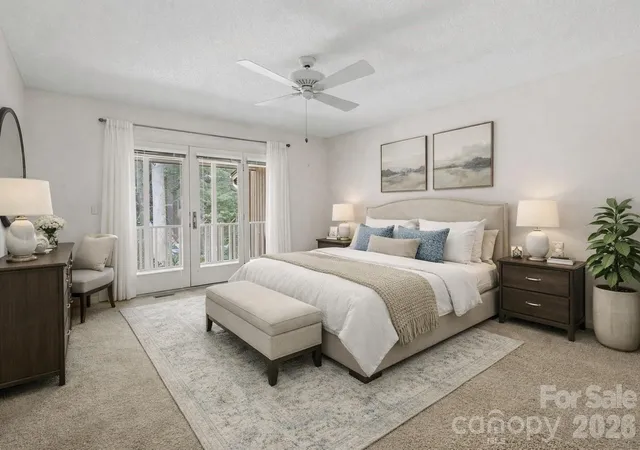 Listing Photo 4 - Condo for sale in building located at 605 Red Oak Dr, Hendersonville, NC 28791