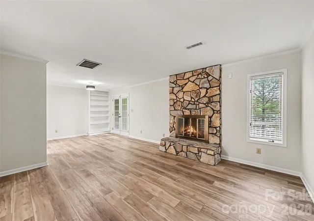 Listing Photo 4 - Condo for sale in building located at 1036 Wexford Pl NW, Concord, NC 28027