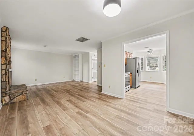 Listing Photo 5 - Condo for sale in building located at 1036 Wexford Pl NW, Concord, NC 28027