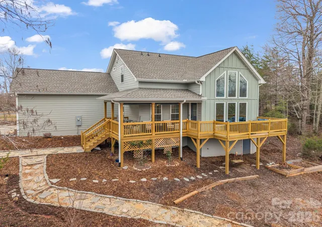 Photo 2 of Single family home for sale at 631 Mountain Pkwy, Mill Spring, NC 28756 | MLS# 4350899 | Listing updated on 2026-09-13