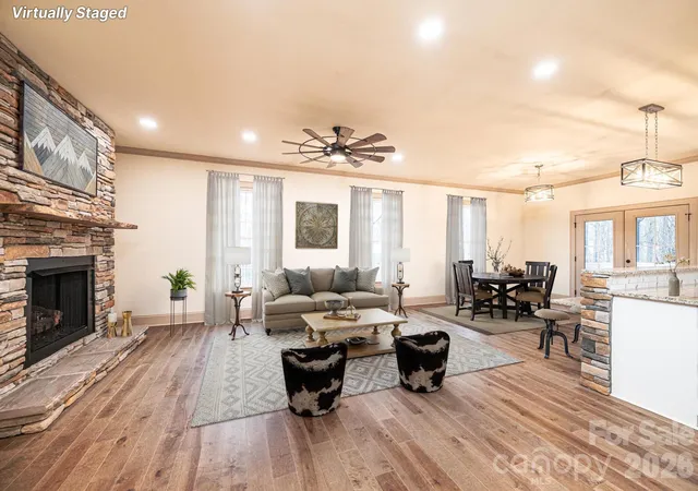 Photo 3 of Single family home for sale at 1610 Summerlin Pl, Newton, NC 28658 | MLS# 4352272 | Listing updated on 2026-09-10