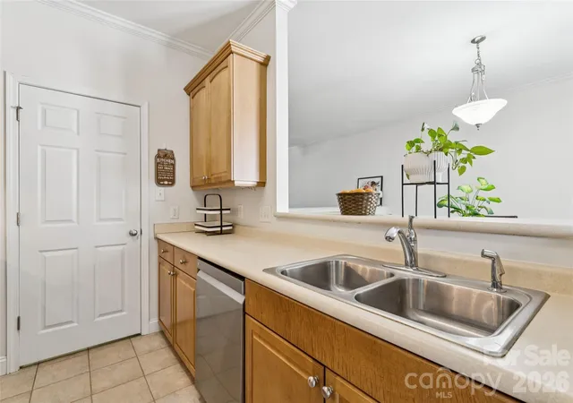 Photo 3 of Townhouse for sale at 2428 Madison Green Dr, Gastonia, NC 28054 | MLS# 4353023 | Listing updated on 2026-09-11