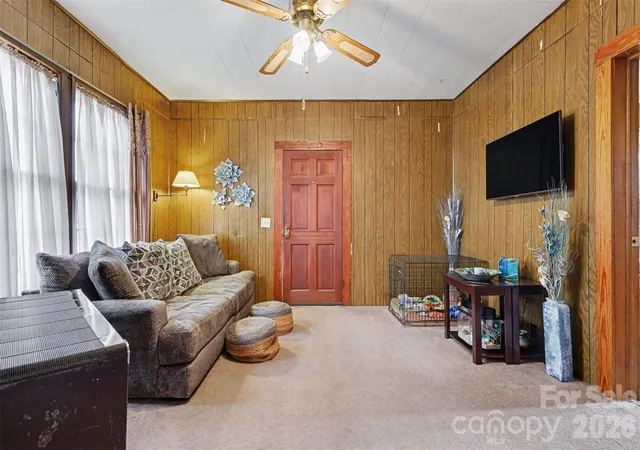 Photo 3 of Single family home for sale at 7 Stowe St, Lowell, NC 28098 | MLS# 4353479 | Listing updated on 2026-09-25