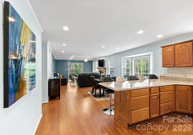 Photo 3 of Townhouse for sale at 100 Thistle Knoll Ct, Asheville, NC 28803 | MLS# 4355121 | Listing updated on 2026-10-01
