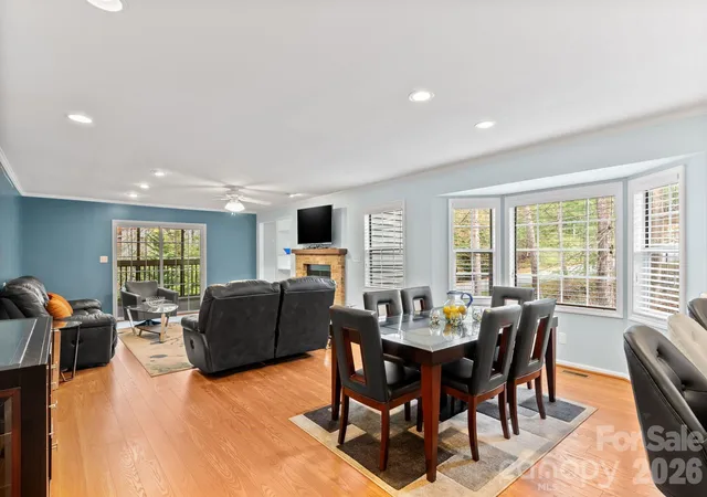 Photo 4 of Townhouse for sale at 100 Thistle Knoll Ct, Asheville, NC 28803 | MLS# 4355121 | Listing updated on 2026-10-01