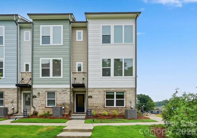 Photo 1 of Townhouse for sale at 1144 Bismuth Ln, Charlotte, NC 28211 | MLS# 4355308 | Listing updated on 2026-10-02