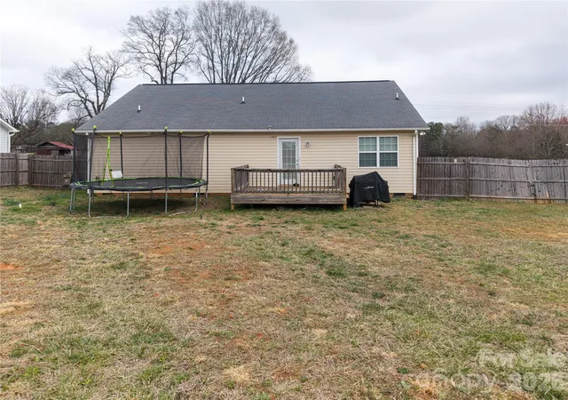 Photo 3 of Single family home for sale at 4829 County Home Rd, Conover, NC 28613 | MLS# 4357560 | Listing updated on 2026-09-13