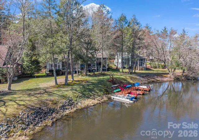 Listing Photo 5 - Condo for sale in building located at 45 Lakeside Villas Dr, Brevard, NC 28712