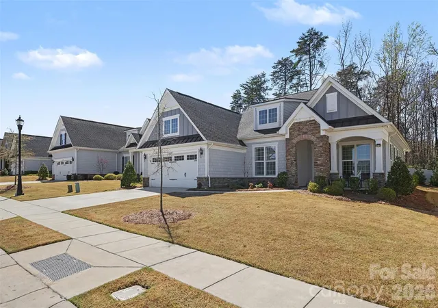Photo 2 of Single family home for sale at 14605 Crosswater Ln, Charlotte, NC 28278 | MLS# 4358509 | Listing updated on 2026-09-16