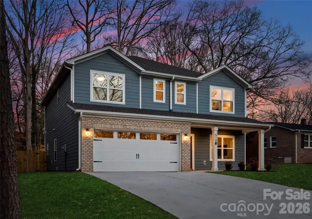 Photo 3 of Single family home for sale at 12722 Hamilton Rd, Charlotte, NC 28273 | MLS# 4358654 | Listing updated on 2026-09-11