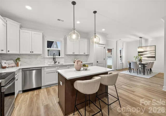 Photo 4 of Single family home for sale at 12722 Hamilton Rd, Charlotte, NC 28273 | MLS# 4358654 | Listing updated on 2026-09-11