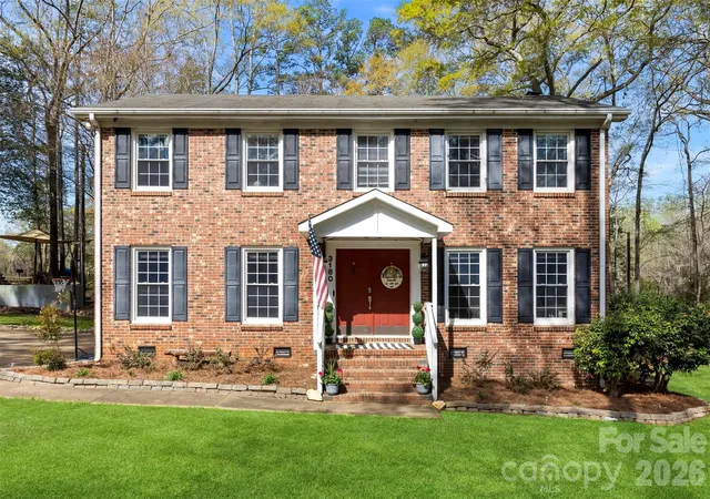Photo 2 of Single family home for sale at 3180 Pinetuck Ln, Rock Hill, SC 29730 | MLS# 4359029 | Listing updated on 2026-09-14