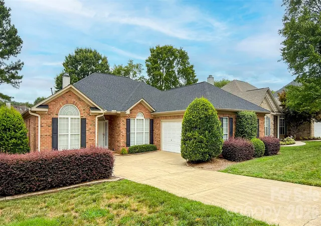 Photo 1 of Single family home for sale at 580 Gatsby Pl Nw, Concord, NC 28027 | MLS# 4359128 | Listing updated on 2026-09-21