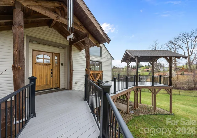 Photo 3 of Single family home for sale at 234 Justice Ridge Rd, Candler, NC 28715 | MLS# 4359838 | Listing updated on 2026-09-28
