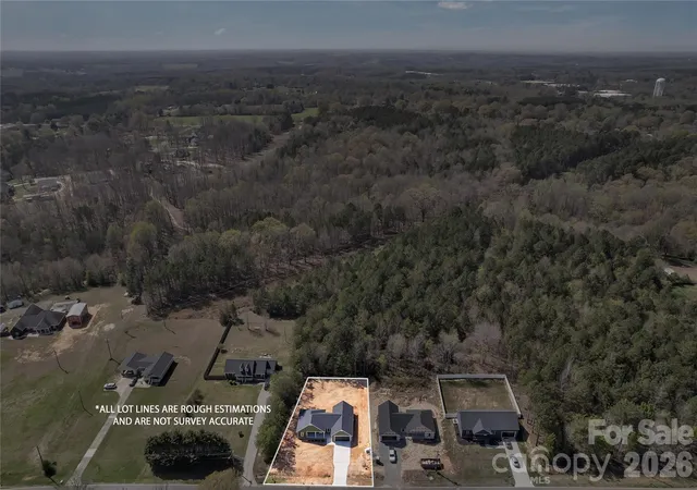 Photo 3 of Single family home for sale at 404 Jc Dellinger Rd, Cherryville, NC 28021 | MLS# 4359960 | Listing updated on 2026-09-29