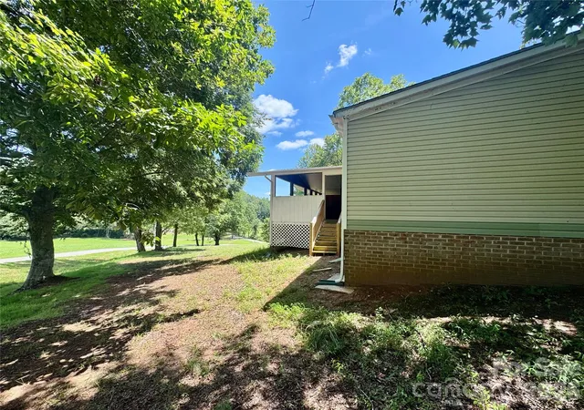 Photo 3 of Single family home for sale at 121 C & K Dr, Taylorsville, NC 28681 | MLS# 4360129 | Listing updated on 2026-09-11
