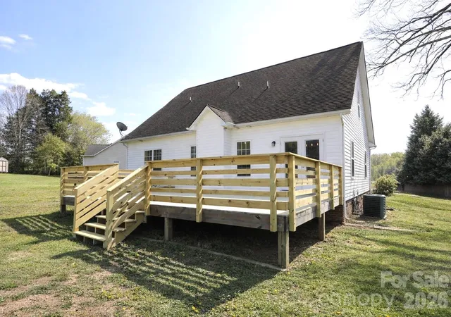 Photo 2 of Single family home for sale at 1045 Saxton Cir, Salisbury, NC 28147 | MLS# 4361546 | Listing updated on 2026-09-12