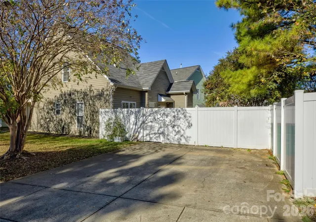 Photo 38 of Single family home for sale at 1804 Ethel Guest Ln, Charlotte, NC 28206 | MLS# 4361696 | Listing updated on 2026-09-15