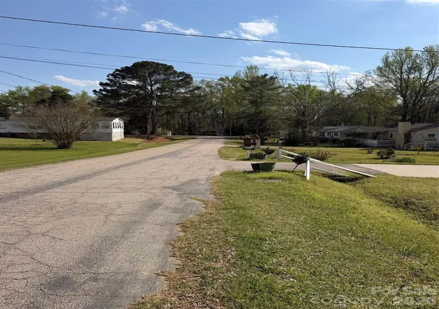 Photo 2 of Land for sale at 00 Circle Dr, Great Falls, SC 29055 | MLS# 4362172 | Listing updated on 2026-09-15