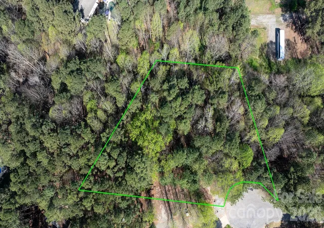 Photo 3 of Land for sale at 3486 Mooring Pl, Sherrills Ford, NC 28673 | MLS# 4363141 | Listing updated on 2026-09-15