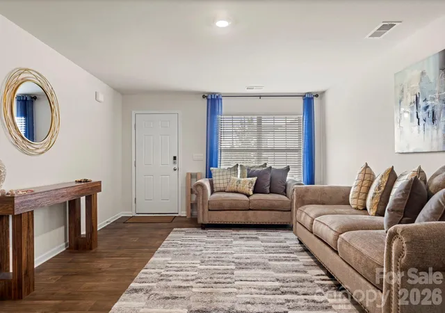 Photo 2 of Single family home for sale at 1331 Mifflin Ln, Dallas, NC 28034 | MLS# 4365975 | Listing updated on 2026-09-26