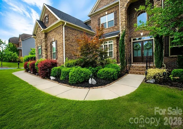 Photo 3 of Single family home for sale at 16032 Loch Raven Rd, Huntersville, NC 28078 | MLS# 4366839 | Listing updated on 2026-10-07