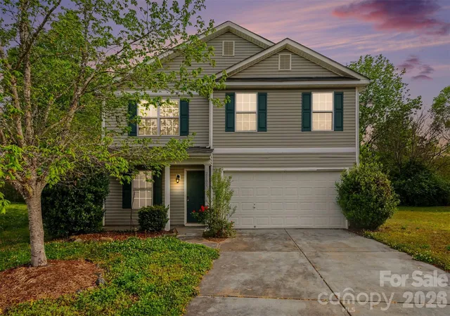 Photo 1 of Single family home for sale at 2100 Cranberry Woods Ct, Charlotte, NC 28208 | MLS# 4366878 | Listing updated on 2026-09-29