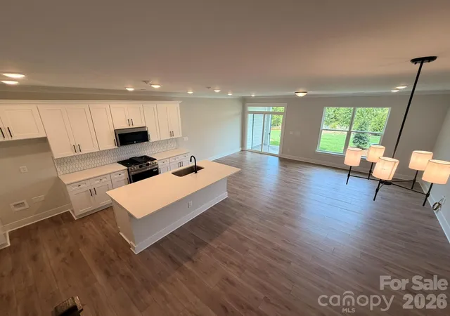 Photo 3 of Townhouse for sale at 450 Blythe Townhome Ln, Waxhaw, NC 28173 | MLS# 4367104 | Listing updated on 2026-10-01