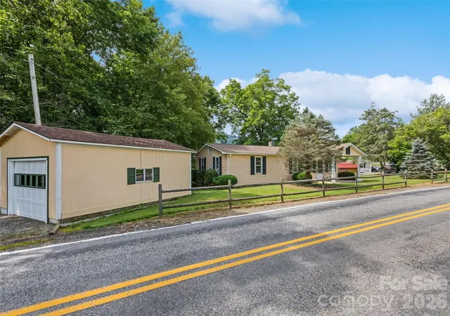 Photo 3 of Single family home for sale at 1714 Iron Duff Rd, Waynesville, NC 28785 | MLS# 4368978 | Listing updated on 2026-09-26