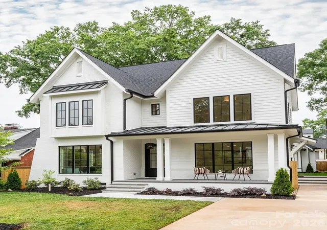 Photo 1 of Single family home for sale at 2510 Chesterfield Ave, Charlotte, NC 28205 | MLS# 4370209 | Listing updated on 2026-10-02