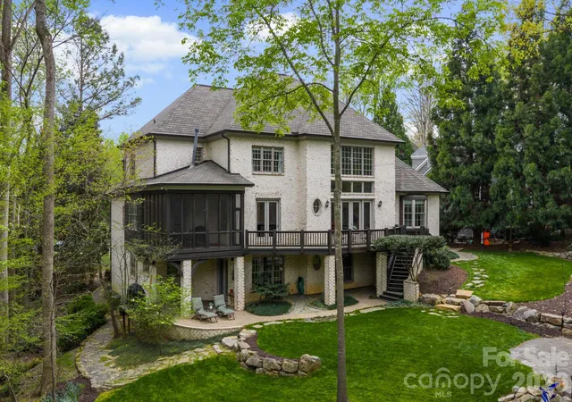 Photo 2 of Mansion for sale at 1514 Elmsford Ln, Matthews, NC 28105 | MLS# 4371432 | Listing updated on 2026-09-11