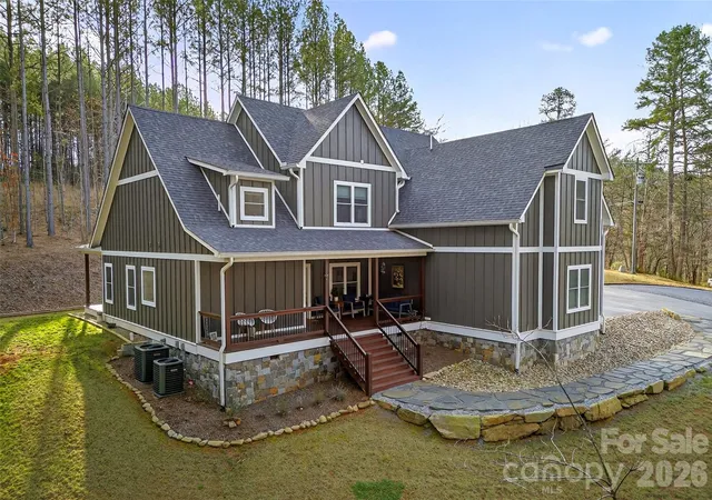 Photo 3 of Single family home for sale at 201 Wright Rd, Marion, NC 28752 | MLS# 4371777 | Listing updated on 2026-09-29