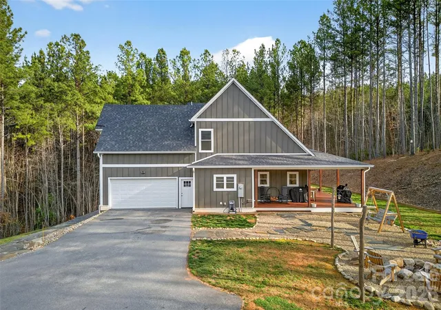 Photo 4 of Single family home for sale at 201 Wright Rd, Marion, NC 28752 | MLS# 4371777 | Listing updated on 2026-09-29