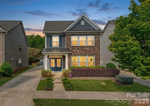 Single family home for sale at 8753 Aspinwall Dr, Charlotte, NC 28216 | MLS# 4371868