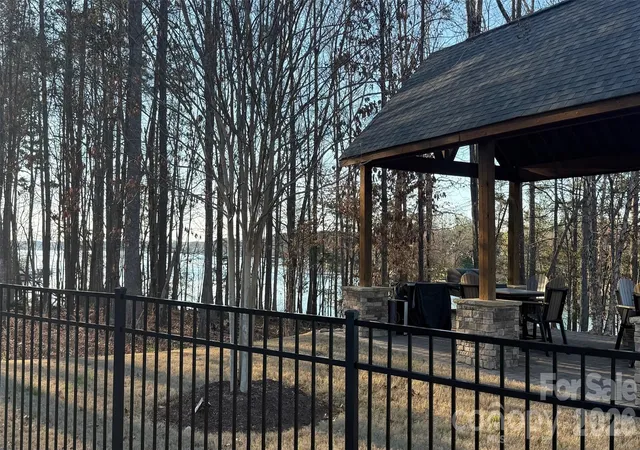 Photo 2 of Townhouse for sale at 107 Nablus Trl #C, Mooresville, NC 28117 | MLS# 4372340 | Listing updated on 2026-09-15