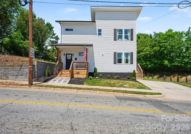 Photo 1 of Single family home for sale at 430 N Fulton St, Salisbury, NC 28144 | MLS# 4372374 | Listing updated on 2026-09-14