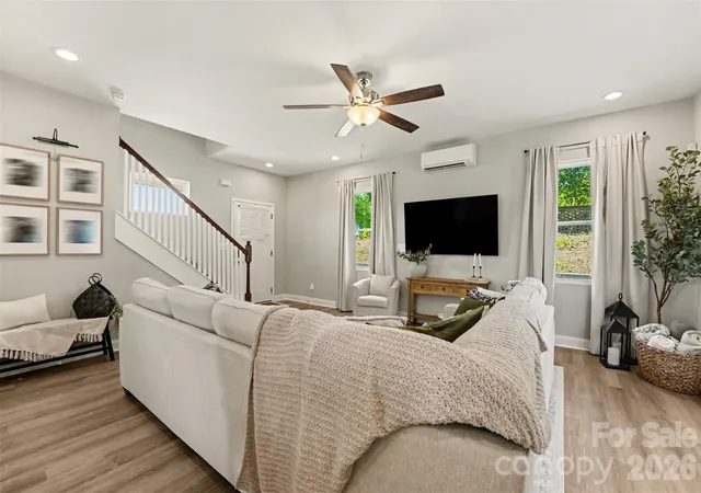 Photo 4 of Single family home for sale at 430 N Fulton St, Salisbury, NC 28144 | MLS# 4372374 | Listing updated on 2026-09-14