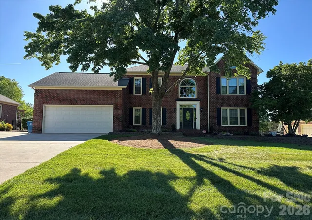 Photo 1 of Single family home for sale at 8219 Deer Dr, Harrisburg, NC 28075 | MLS# 4372897 | Listing updated on 2026-09-15