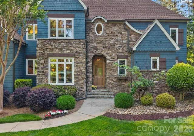 Photo 3 of Sale Pending at 104 Maddaket Loop, Mooresville, NC 28117 | MLS# 4373825 | Listing updated on 2026-10-02