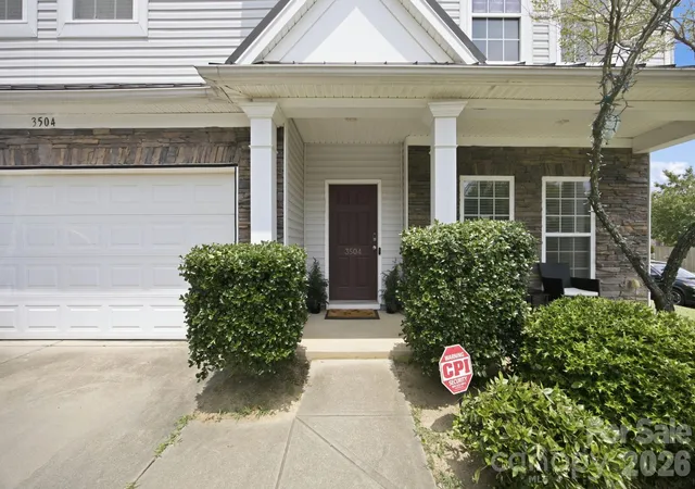 Photo 2 of Single family home for sale at 3504 Dominion Green Dr, Charlotte, NC 28269 | MLS# 4373828 | Listing updated on 2026-09-12