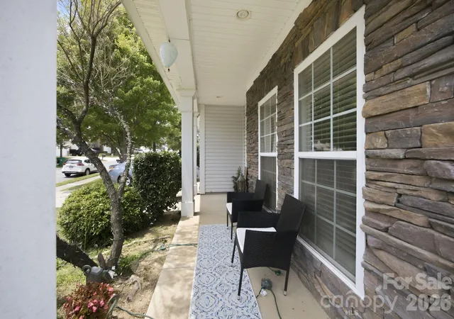 Photo 3 of Single family home for sale at 3504 Dominion Green Dr, Charlotte, NC 28269 | MLS# 4373828 | Listing updated on 2026-09-12