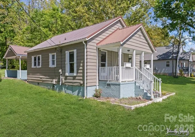 Photo 2 of Single family home for sale at 612 Rowan Mills Rd, Salisbury, NC 28147 | MLS# 4374315 | Listing updated on 2026-09-13