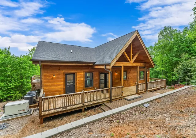 Photo 1 of Single family home for sale at 265 Grandview Peaks Dr, Nebo, NC 28761 | MLS# 4374479 | Listing updated on 2026-09-14