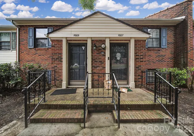 Photo 1 of Condo for sale at 11005 Hunter Trl, Charlotte, NC 28226 | MLS# 4374581 | Listing updated on 2026-09-11