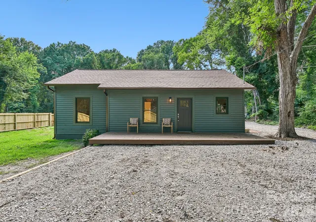 Photo 1 of Sale Pending at 213 Kings Mountain St #A, York, SC 29745 | MLS# 4375137 | Listing updated on 2026-09-16