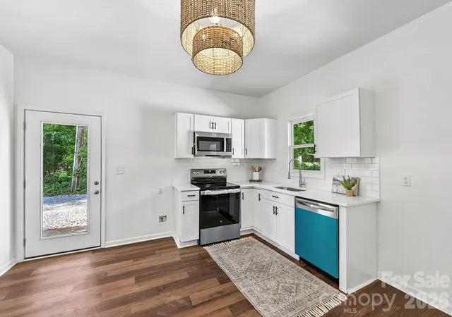 Photo 3 of Sale Pending at 213 Kings Mountain St #A, York, SC 29745 | MLS# 4375137 | Listing updated on 2026-09-16