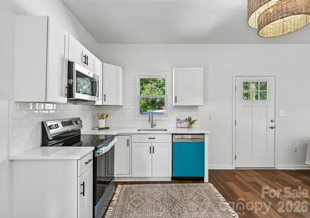 Photo 4 of Sale Pending at 213 Kings Mountain St #A, York, SC 29745 | MLS# 4375137 | Listing updated on 2026-09-16